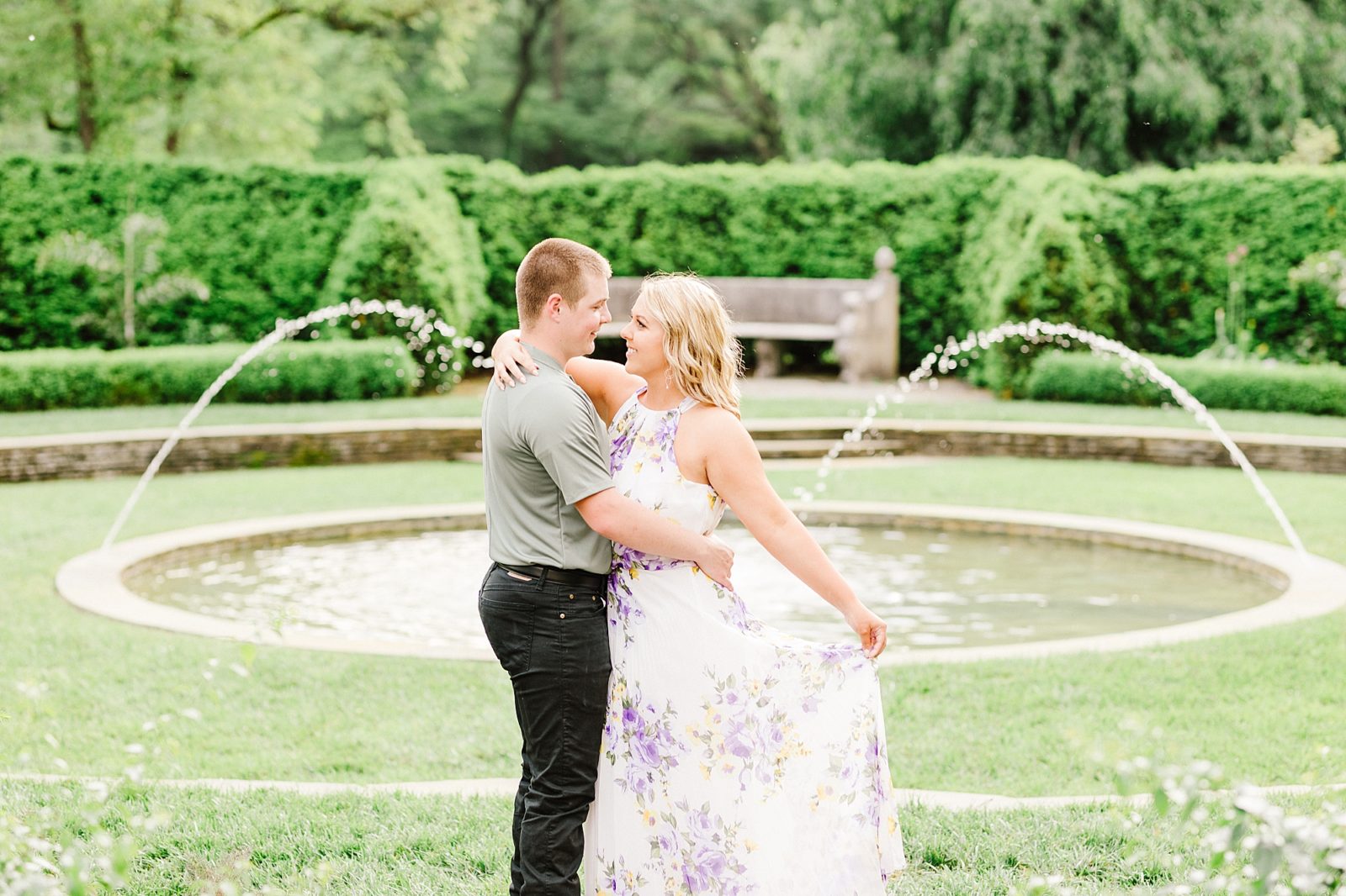 Jessica & Austin Newfields Engagement | Aubrey Lynn Photography